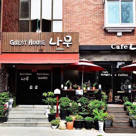 Gyeongju Namu Guesthouse Екстер'єр фото