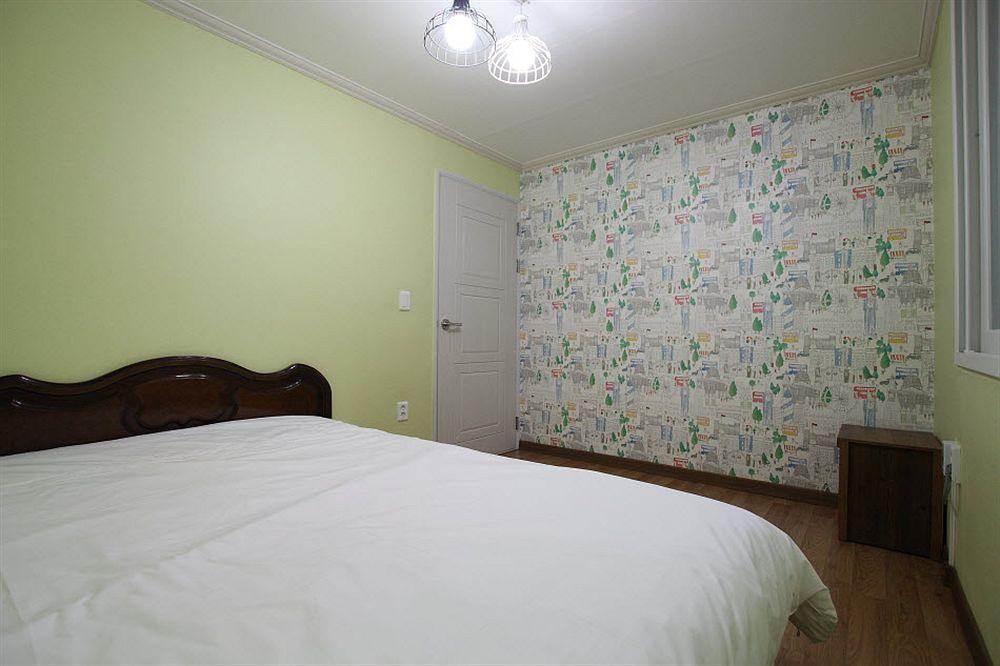 Gyeongju Namu Guesthouse Екстер'єр фото